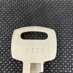 オフィス家具　鍵　中古　コクヨ　H308　書庫　ロッカー　メーカー純正
