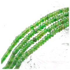 ∴天然石ビーズ∵クロムダイオプサイド  極小ボタンカット　16個