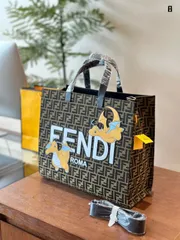 2024年最新】フェンディ FENDI ベルトの人気アイテム - メルカリ