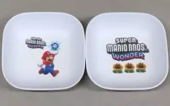 【中古】皿・ボウル マリオ スクエア小皿2枚セット 「Switchソフト スーパーマリオブラザーズ ワンダー」 Amazon.co.jp購入特典