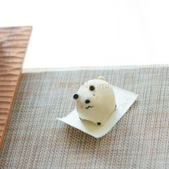 シロクマ君  和の縁起物  運気上昇 かわいい 熊の置物 プレゼント 贈り物 クラフトマンハウス　RK705