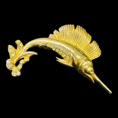 【アンティーク】VINTAGE Trifari BROOCH　~fish~