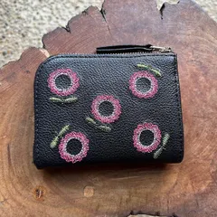 L字ファスナーミニ財布（黒の革に花の刺繍）02014-10