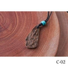 エゾ鹿 エゾシカ 鹿角皮玉 ネックレス ハンドメイド 手作り1点もの [C-02]