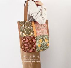 人気⭐️50点売れました⭐️ おしゃれな ウィリアムモリス  パッチワーク ピンパーネル いちご泥棒 春 ヌメ革 (中) 軽い トートバック