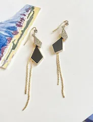 【匿名配送】ひし形 ピアス チェーン ブラック セット 両耳 新品未使用