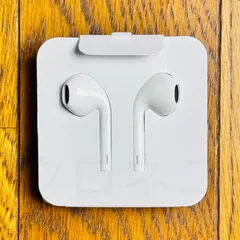 未使用　iPhone　有線イヤホン　Lightning　ライトニング　イヤホン　Bluetooth　不要　マイク付き　音量調節　通話対応　インナーイヤー型　ヘッドホン　iPhone iPad 対応 メンズ　レディース【Apple MFI正規認識品】