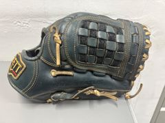 と*)様 日本ハムファイターズ吉川光夫 実使用グローブ - メルカリ