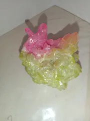 水晶クラスター（染色）