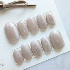 現品　ベージュ　マグネット　ネイルチップ　ショートオーバル　Мサイズ