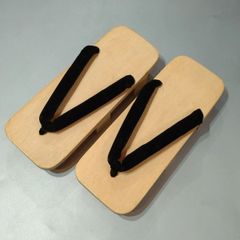 【２３】二枚歯桐下駄　大きいサイズ　最長27.5cm (適応サイズ27.5〜28.5cm位までの方)