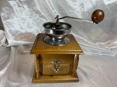 Item thumbnail for item 04fa72d5-a8fc-40d0-8182-d63bdc520f11