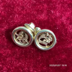 ⭐︎送料込み⭐︎DIOR ディオールシルバーピアスAg925刻印片耳のみ