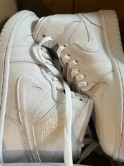 新品　レディース　22.5cm NIKE エアジョーダン1 MID スニーカー