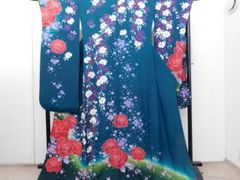 振袖 納戸色 花文様 バラ 刺繍 ラメ 美品 - メルカリ