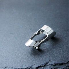 アーマーイヤーカフ 【光】 WingArms零 シルバーアクセサリー - メルカリ