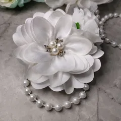 コサージュ 卒園式　卒業式　入園式入学式 結婚式 発表会 ＊フォーマルコサージュ＊パールブローチ217