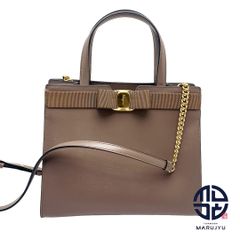 Ferragamo フェラガモ Salvatore Ferragamo サルヴァトーレフェラガモ ブラウン系 茶 ヴァラ リボン 2wayショルダーバッグ ハンドバッグ カバン 鞄