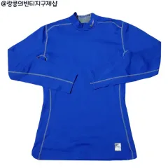 Nike(ナイキ） スウッシュ ストリート プロコンバット 長袖Tシャツ