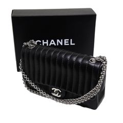 CHANELチョコバーショルダーバッグ ビンテージ黒シルバー金具A15284 