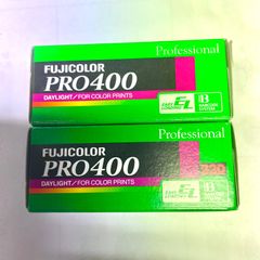 期限切れブローニーカラーネガ 120フィルム +220フィルム　フジフィルム プロ400 2本