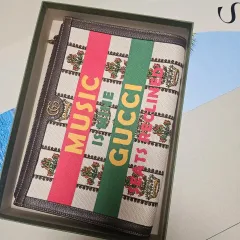 美品☆GUCCIグッチ☆シャーク柄ニットパンツ36m赤ちゃんベビー茶