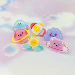 天体系ゆるデザインのピンバッジ／１個売り／サン宝石