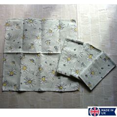 ナプキン 4枚組 テーブルクロス ４枚セット Napkins set of 4  Hot Paws ＆ Trogg (Paw-21) Made in UK イギリス直輸入