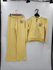 ✨希少カラー✨Juicy Couture ベロアセットアップ Lサイズ イエロー Y2K セレブ愛用のサムネイル