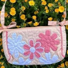 ＜再入荷＞ショルダーバッグ♡ガーデニア刺繍♡ライトピーチ♡ハワイアンキルト