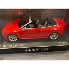 Audi RS5 Cabriolet 2012 色：Red メーカー：ミニチャンプス 新品未使用 1/43ミニカー
