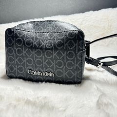 【24時間以内発送】★美品★ CK カルバンクライン ショルダーバッグ PVC