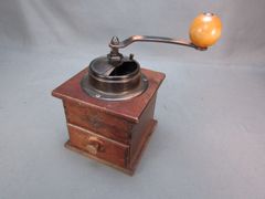 ドイツ アレクサンダーヴェルク ヴィンテージ コーヒーミル インテリア オブジェ ドイツ アレクサンダーヴェルク ヴィンテージ コーヒーミル インテリア