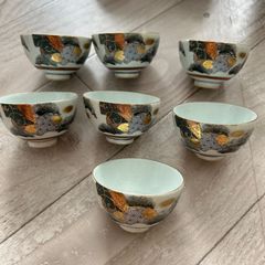 井上治男 　湯呑み　金彩 菊絵 茶碗 酒器 　 6個セット 井上治男 湯呑み 金彩 菊絵 茶碗 酒器 6個セット - メルカリ
