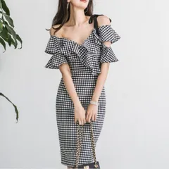 キャバドレス　ML　パーティードレス　かわいい　セクシー　タイトスカート　きれいめ　大学生　オフィスカジュアル　可愛い　綺麗め　上品　オフショルダー　鎖骨見せ　モノトーン　白黒　ギンガムチェック　ミモレ丈　タイトスカート　二次会　デート　大人カジュアル　フリル