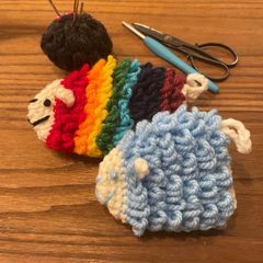【ぴい】アクリルたわし色々。140枚。 【ぴい】アクリルたわし色々。140枚。