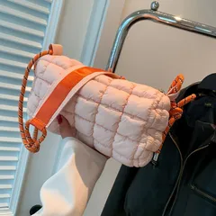 ショルダーバッグ 斜めがけ キルティング クロスボディバッグ トートバッグ カバン 鞄 かばん オシャレ 可愛い 旅行 お出かけ レディース