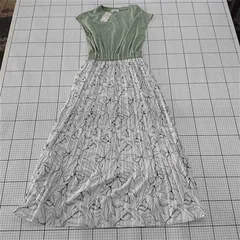 ◇ ⊂ 未使用 テチチ タグ付き 花柄 フレンチスリーブ ロング ワンピース サイズF オフホワイト マルチ レディース E  【1509100075714】