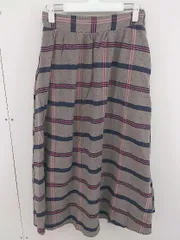 ◇ merlot メルロー チェック ロング フレア スカート ベージュ マルチ レディース  【中古】 【1204260003439】のサムネイル