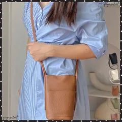 ミニショルダーバッグ 斜めがけサコッシュ おしゃれスマホポーチ 大人可愛いスマホ収納 軽いミニバッグレディース 合皮ポシェット財布コンパクト お出かけ小さいバッグ 肩掛けバッグ小さめ 韓国風 ミニ鞄上品 ミニマルサブバッグ