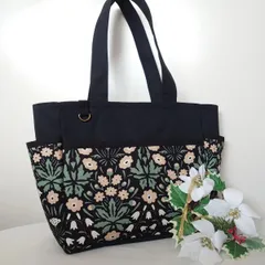 シェイナ　前Dカン付き　サイドポケット　肩掛けトートバッグ　ハンドメイド