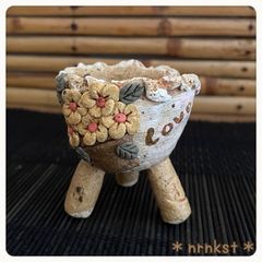 No.25-4 ❁韓国より直輸入❁ 中鉢1点2000円＊組合せ自由＊2点目より送料一律700円＊高級＊韓国鉢＊作家＊一点物 オリジナル作品＊多肉植物＊プレゼントにもぜひ＊