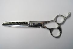Bランク【シザーズ内山 scissors UCHIYAMA】 Levibar25 セニング 美容師・理容師 6.0インチ 右利き 【中古】:I-1148