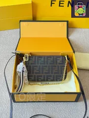 【今日特価】Fendi フェンディ ヴィンテージ モノグラム アンダーアーム マージャンバッグシリーズ 形が崩れにくく実用的-WTO輸入2