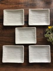 【訳アリ特価品】《みのる陶器》軽量しのぎ小皿 豆皿 粉引 [美濃焼] 5点セット
