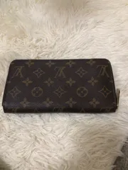 美品　ルイヴィトン 長財布 モノグラム ジッピーウォレット M60017