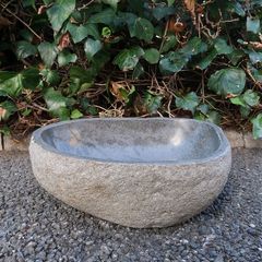 天然石をくり抜いた手水鉢 リバーストーン 43X34 Mサイズ つくばい 睡蓮鉢 すいれん鉢 メダカ鉢 ガーデン 坪庭  河石 水盆 石材 250923