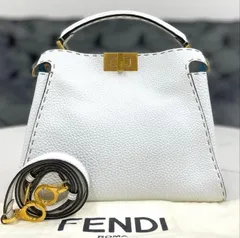 FENDI フェンディ ピーカブー エッセンシャリー 未使用　正規品　バッグ 楽天市場】【FENDI】フェンディ ピーカブー エッセンシャル