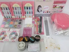 C296　美品 ジェルネイル スターターキット [LEDハートライト・ストーン・グリッター・など]