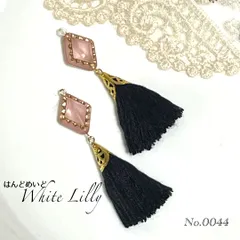 No.0044　タッセル付きピアス